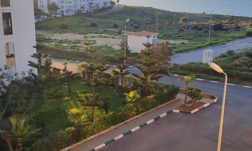 Apartment for sale with swimming pool