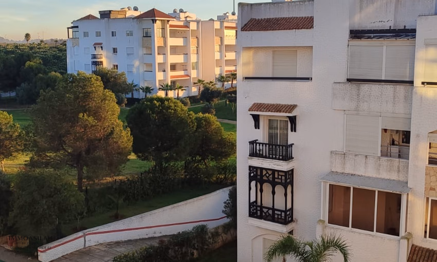 Apartment for sale with swimming pool