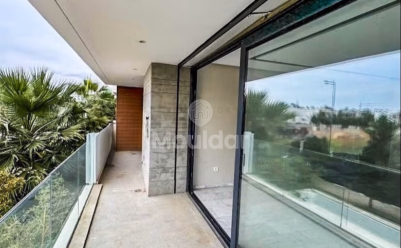 Apartamento en alquiler con terraza