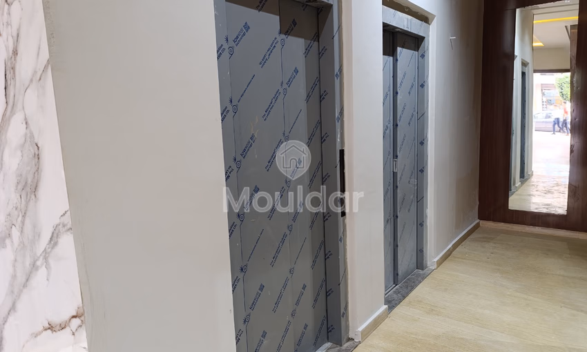 New office for rent with parking