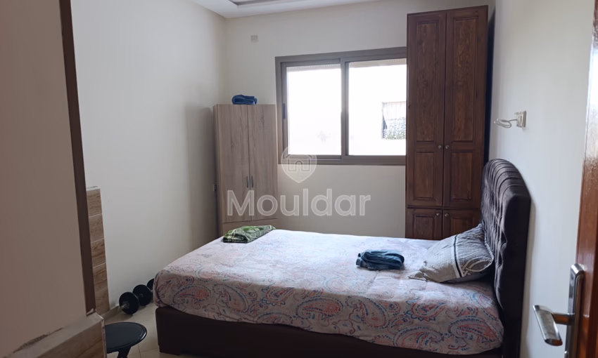 شقة للبيع مع موقف سيارات في الطابق الثاني