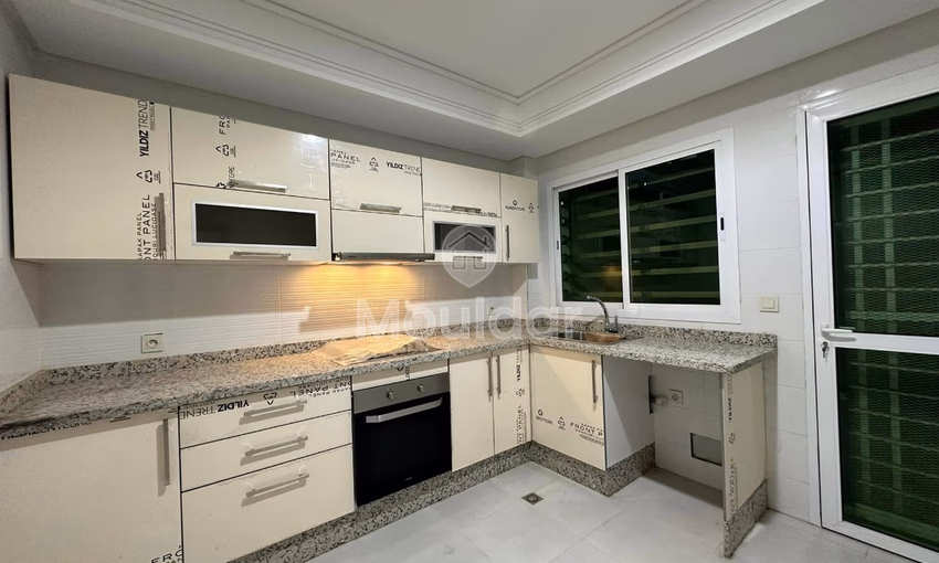 مطلوب للبيع: شقة 3 غرف نوم، 121 م² مطلوب للبيع: شقة 3 غرف نوم، 121 م²