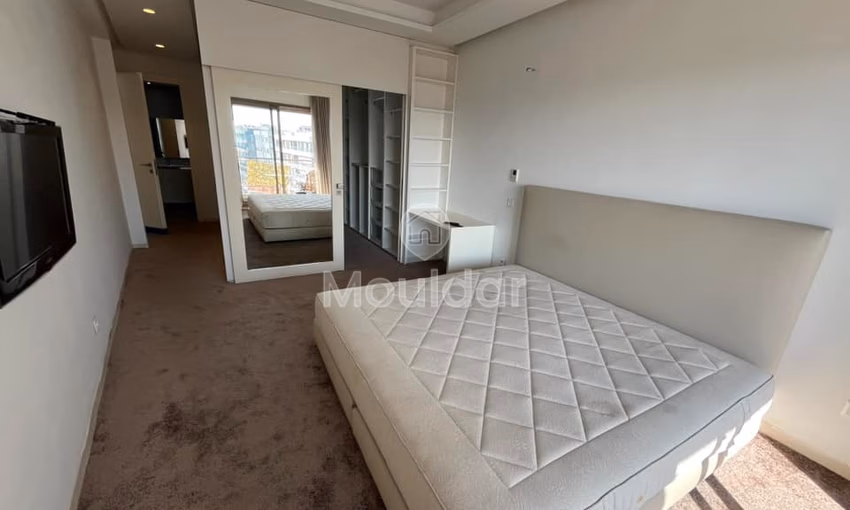 Appartement à vendre à Casablanca, Bourgogne - 4 chambres, 18 m².