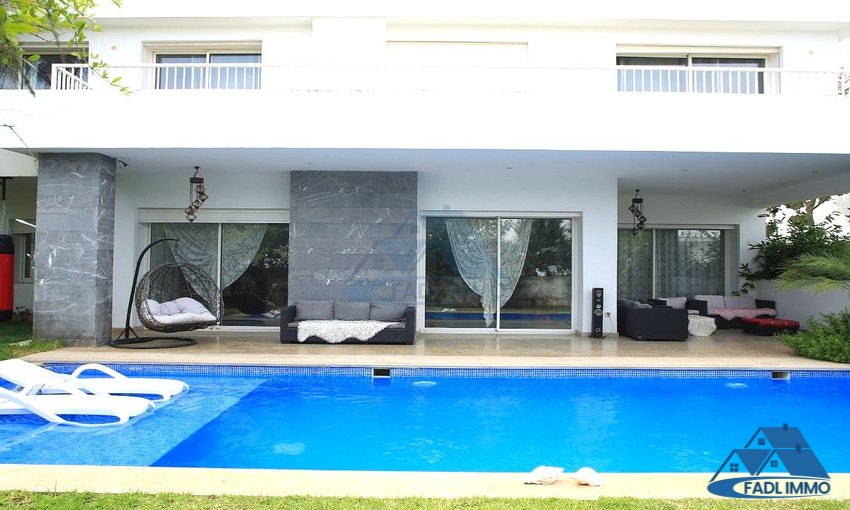 Villa for sale with swimming pool - view 3