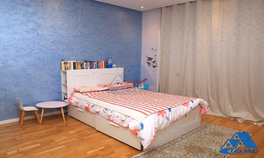 فيلا للبيع مع مسبح فيلا للبيع مع مسبح