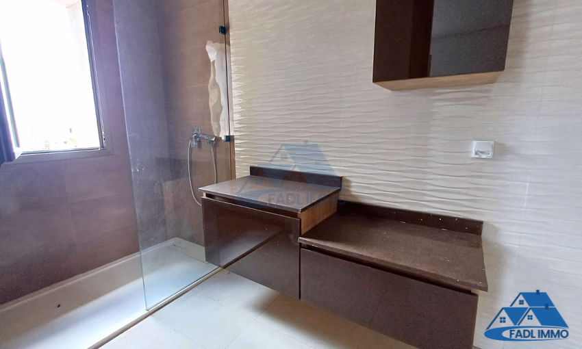 Villa for sale with swimming pool