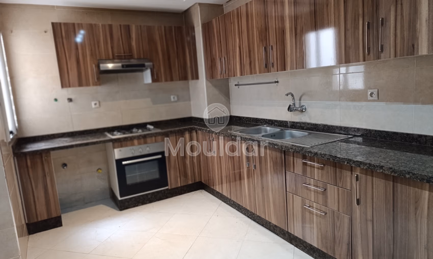 Appartement à louer au troisième étage Appartement à louer au troisième étage