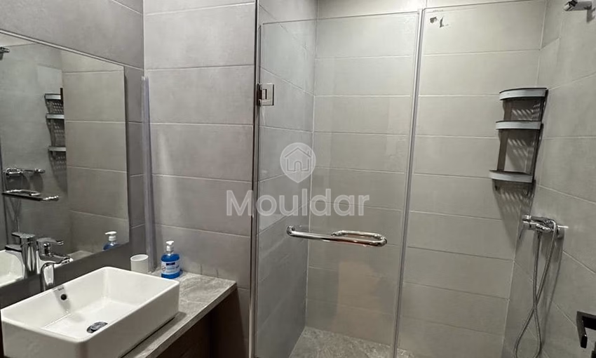 Apartamento en alquiler con balcón