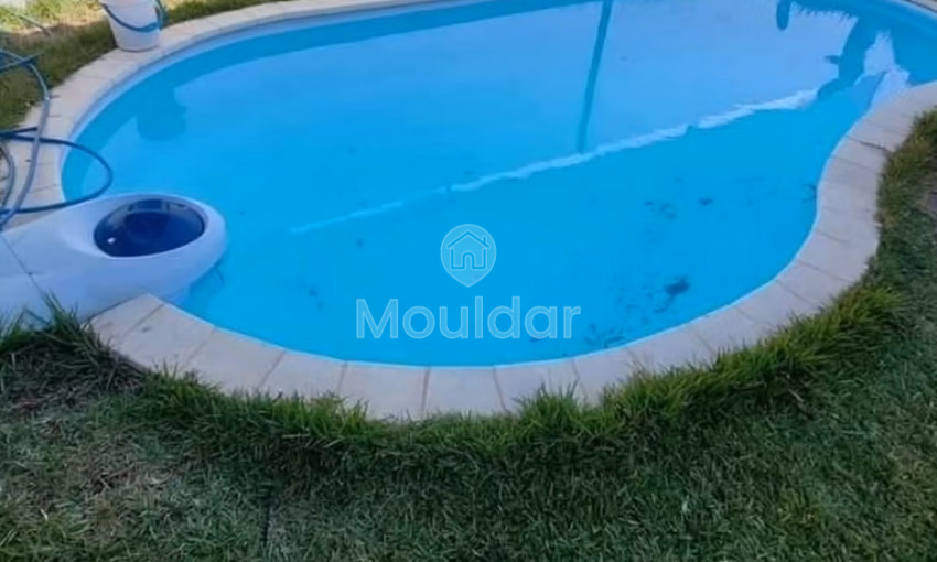 Villa à louer - 3 chambres, 2 étages, 223 m² Villa à louer - 3 chambres, 2 étages, 223 m²