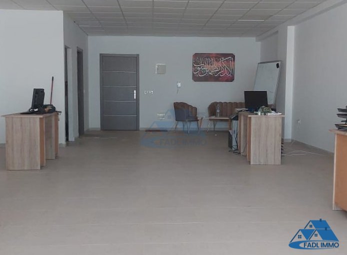 Office for buy with parking on the seventh floor