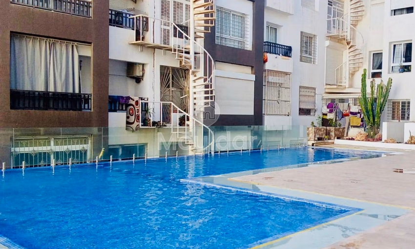 Apartamento en alquiler con piscina