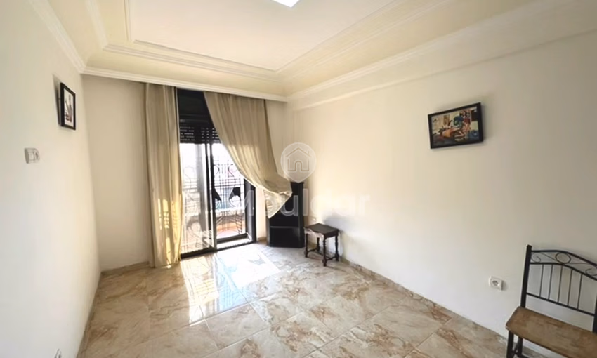 Appartement à vendre - 3 chambres, 160 m², 3ème étage