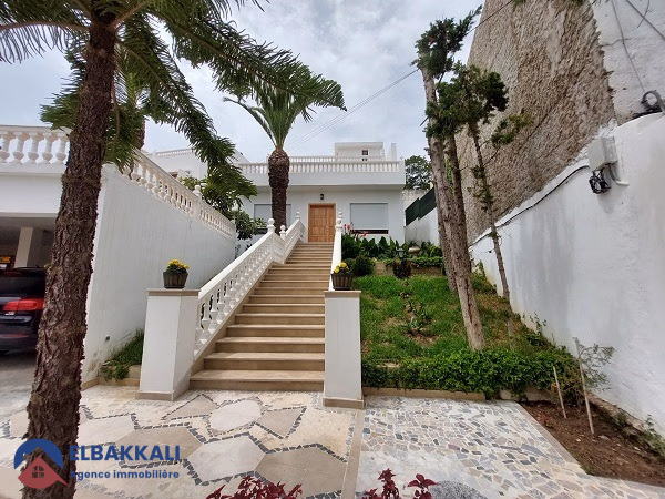 Villa for rent with terrace