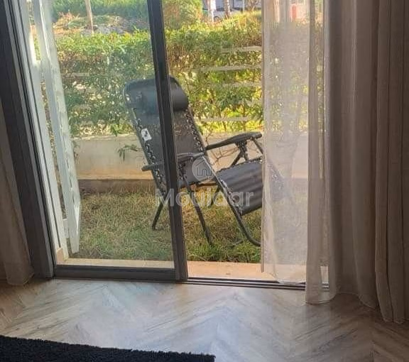 Apartment for rent with garden