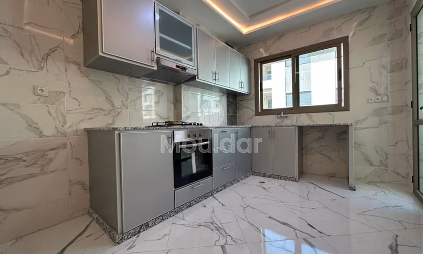 Apartamento en venta en Fez - 3 habitaciones, Ruta de Sefrou, 3er piso. Apartamento en venta en Fez - 3 habitaciones, Ruta de Sefrou, 3er piso.