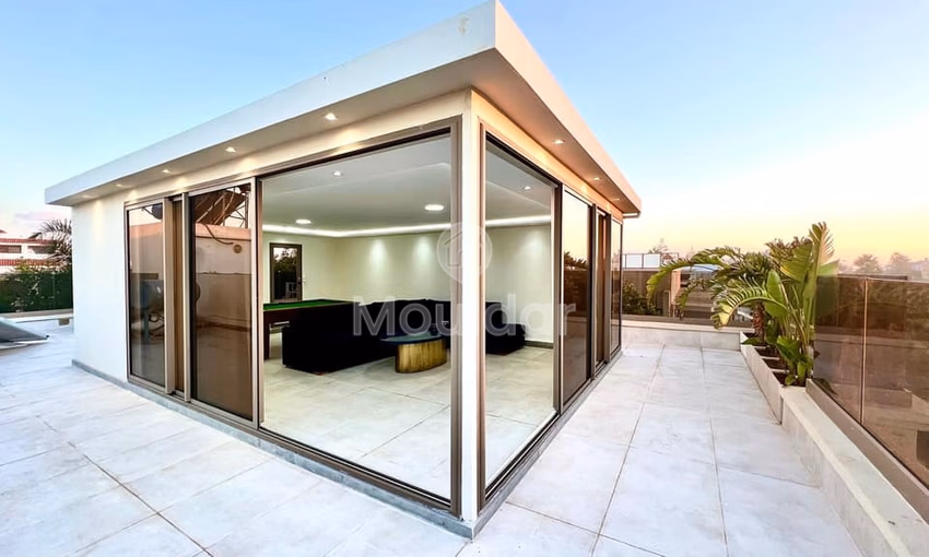 Villa en venta en Dar Bouazza, 4 habitaciones, superficie 616m².