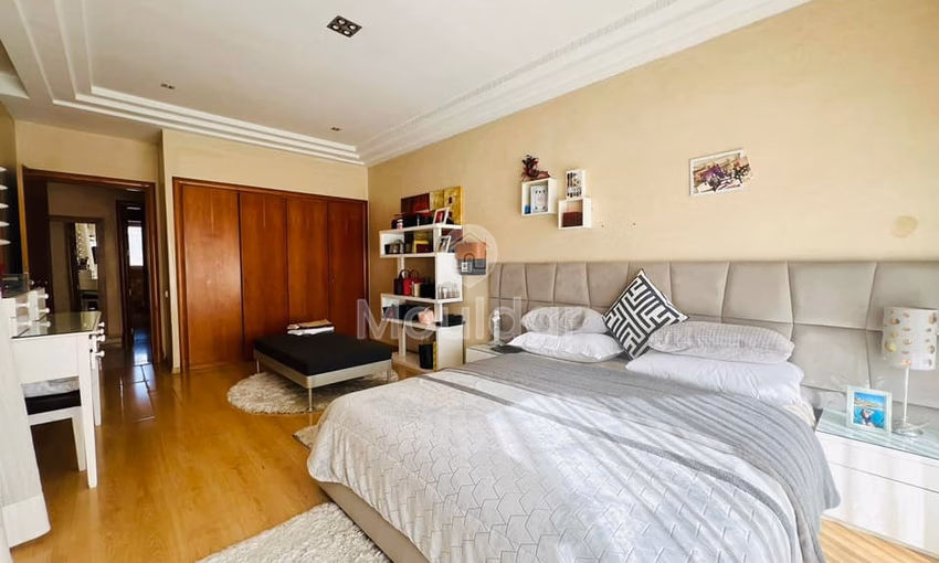 فيلا للبيع في الدار البيضاء، كاليفورنيا - 5 غرف نوم فيلا للبيع في الدار البيضاء، كاليفورنيا - 5 غرف نوم