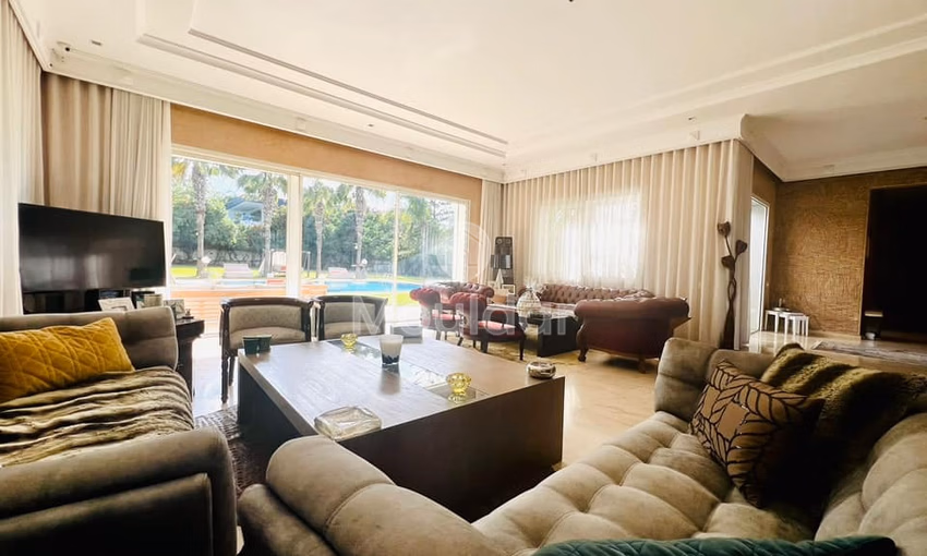 فيلا للبيع في الدار البيضاء، كاليفورنيا - 5 غرف نوم فيلا للبيع في الدار البيضاء، كاليفورنيا - 5 غرف نوم