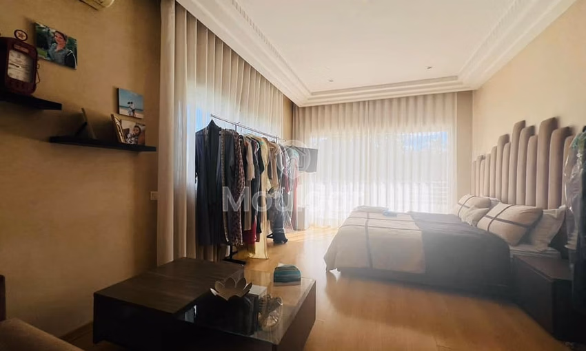 فيلا للبيع في الدار البيضاء، كاليفورنيا - 5 غرف نوم فيلا للبيع في الدار البيضاء، كاليفورنيا - 5 غرف نوم