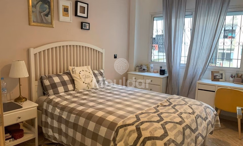 شقة للبيع في الدار البيضاء - 3 غرف نوم، 125 م²، 2 مارس