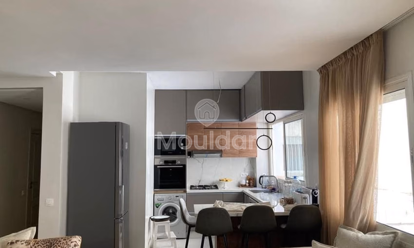 شقة للبيع في الدار البيضاء، منطقة راسين - غرفتان، 95 م².