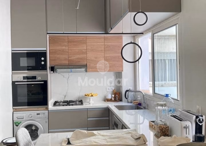 شقة للبيع في الدار البيضاء، منطقة راسين - غرفتان، 95 م².