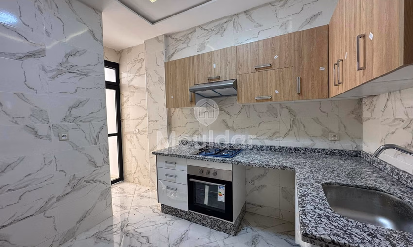 Apartamento de 3 habitaciones en venta, 90m² Apartamento de 3 habitaciones en venta, 90m²