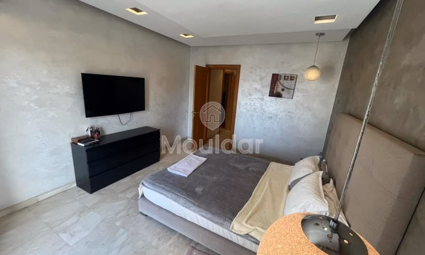 شقة للإيجار - 3 غرف نوم، 160م²، المعاريف، الدار البيضاء