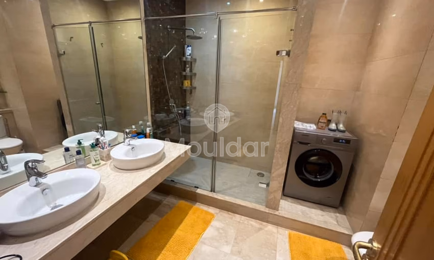 شقة للإيجار - 3 غرف نوم، 160م²، المعاريف، الدار البيضاء