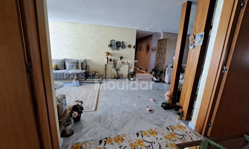 شقة للبيع في الدار البيضاء، أنفا - 2 غرف، 121 م².