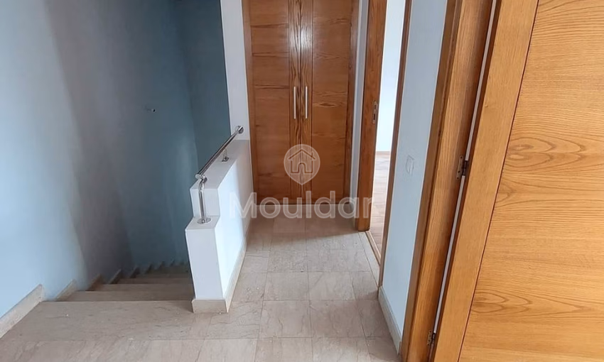 Villa à louer avec piscine