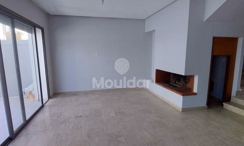 Villa à louer avec piscine