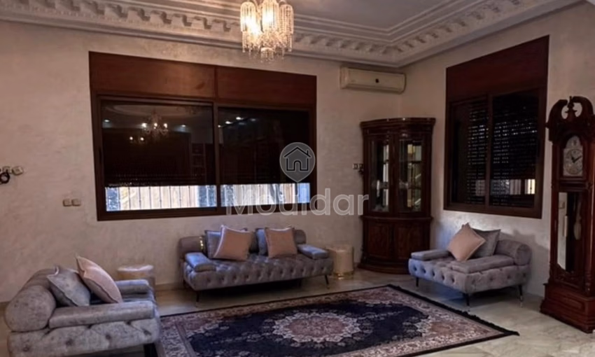 Villa à vendre - 4 chambres, 490 m² Villa à vendre - 4 chambres, 490 m²