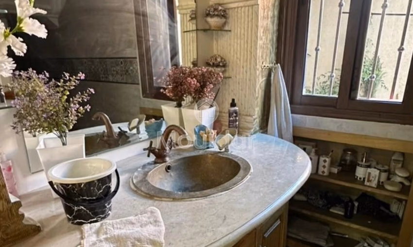 Villa à vendre - 4 chambres, 490 m² Villa à vendre - 4 chambres, 490 m²