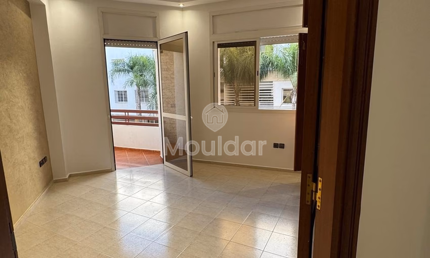 Apartment for rent with balcony