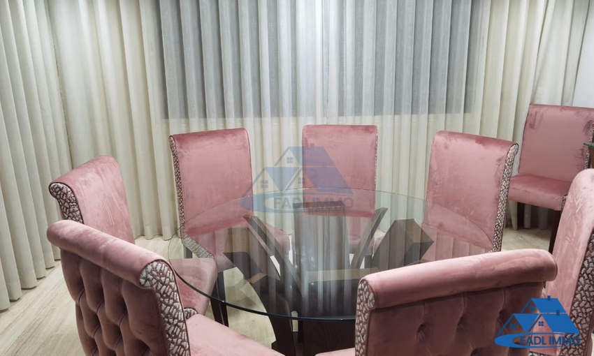 فيلا للشراء مع تراس فيلا للشراء مع تراس