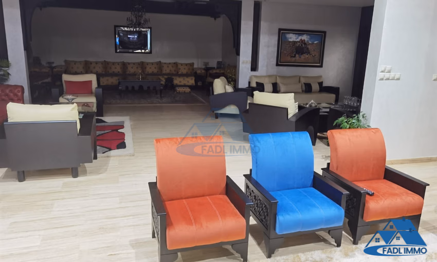 فيلا للشراء مع تراس فيلا للشراء مع تراس