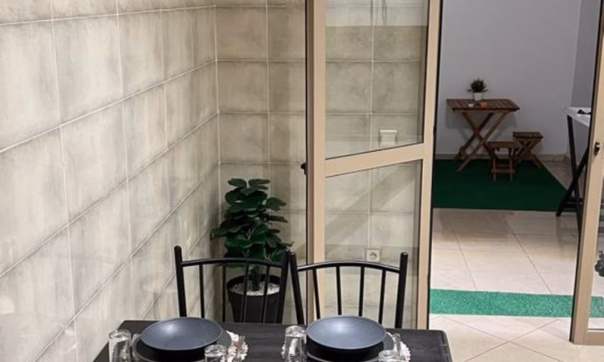 شقة للإيجار مع تراس في الطابق الأرضي