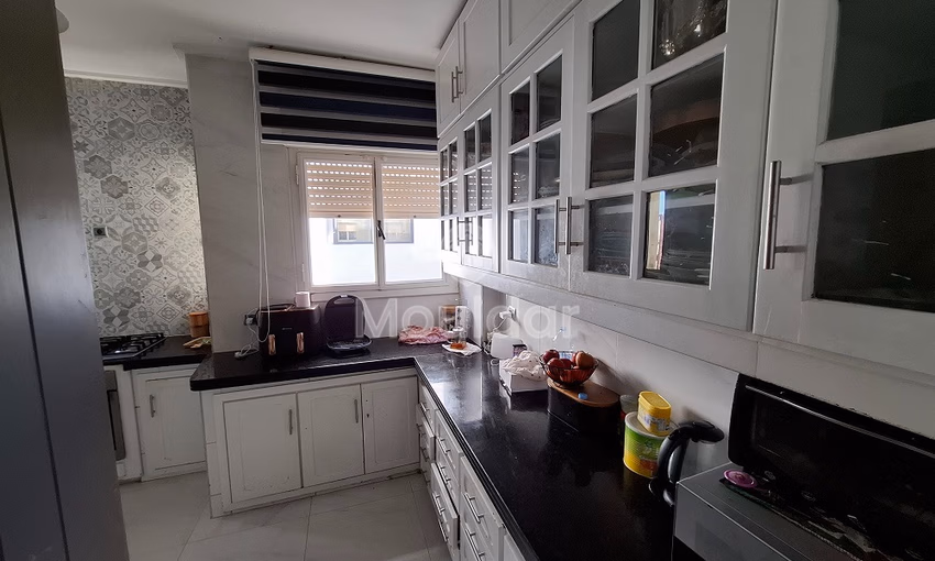 شقة للشراء مع تراس في الطابق الخامس