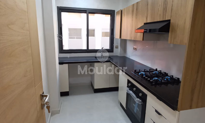 Estudio luminoso en alquiler en Casablanca - Aïn Borja, 2 habitaciones, 65 m².