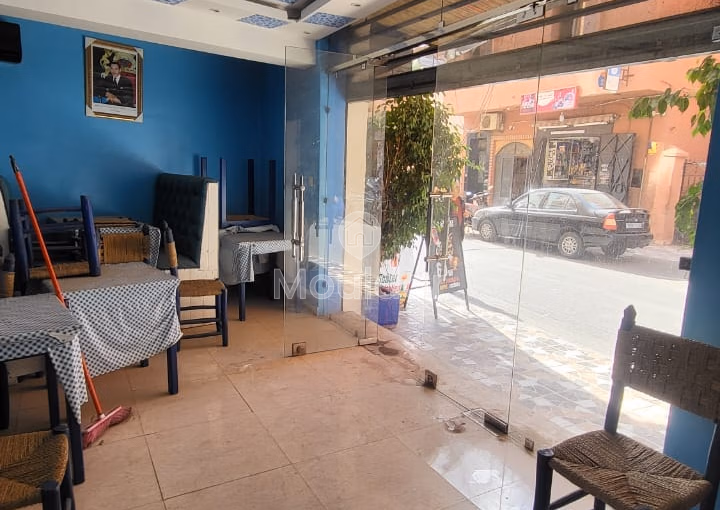 Locaux Commerciaux à Louer à Marrakech - Guéliz, 74m² Locaux Commerciaux à Louer à Marrakech - Guéliz, 74m²