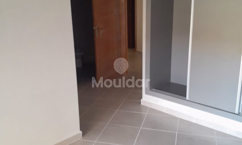 Apartamento en venta con balcón
