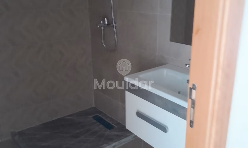 Apartamento en venta con balcón