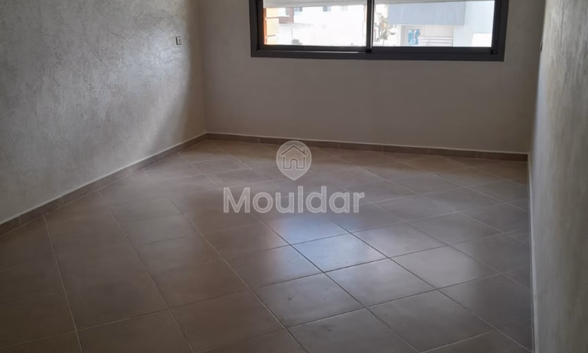 Apartamento en venta con balcón