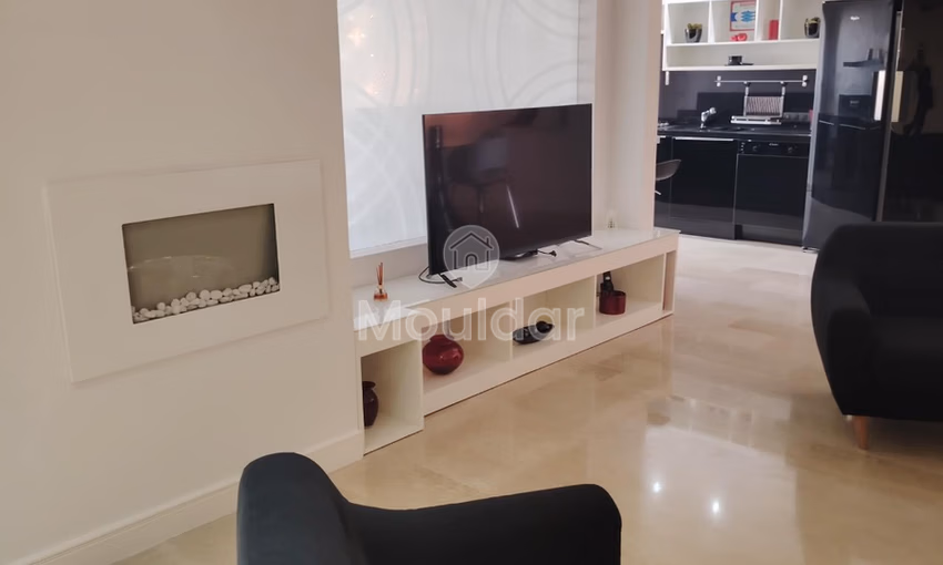 شقة للشراء مع موقف سيارات في الطابق الثالث