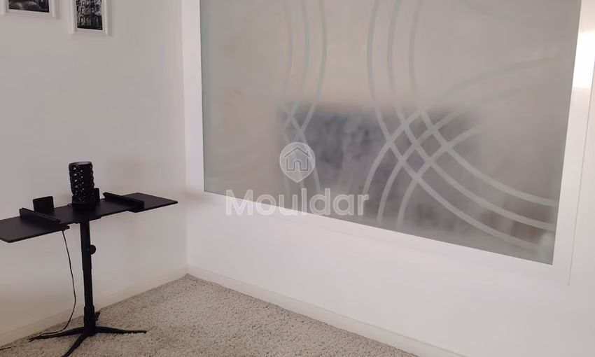 شقة للشراء مع موقف سيارات في الطابق الثالث