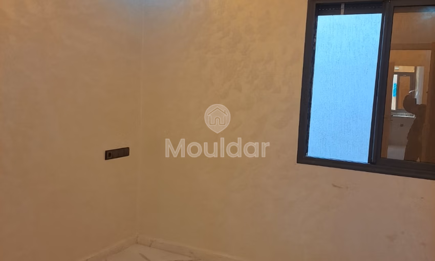 شقة جديدة للشراء في الطابق الأول شقة جديدة للشراء في الطابق الأول