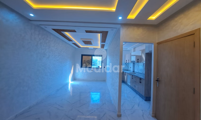 شقة جديدة للشراء في الطابق الأول شقة جديدة للشراء في الطابق الأول