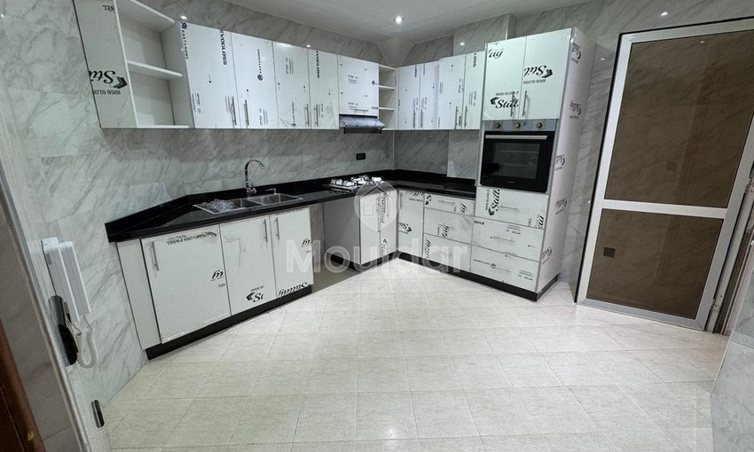 Apartment for buy with terrace - view 3