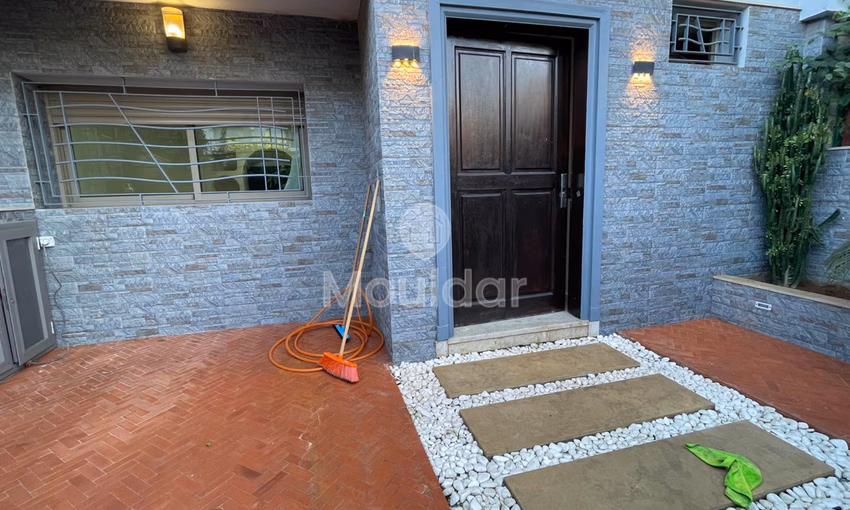 Villa Triplex d'Exception à Casablanca – Vivez le Luxe Villa Triplex d'Exception à Casablanca – Vivez le Luxe